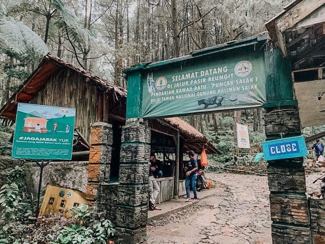 Pasir Reungit Pendakian Kawah Ratu Gunung gallery 2
