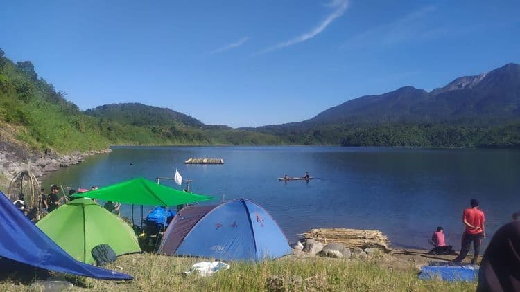 Danau Talang Camp