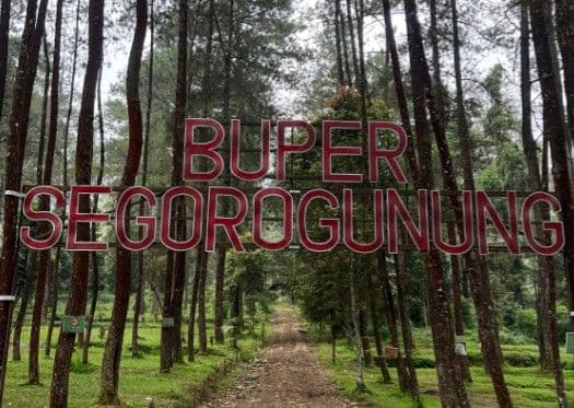 Bumi Perkemahan Segoro Gunung