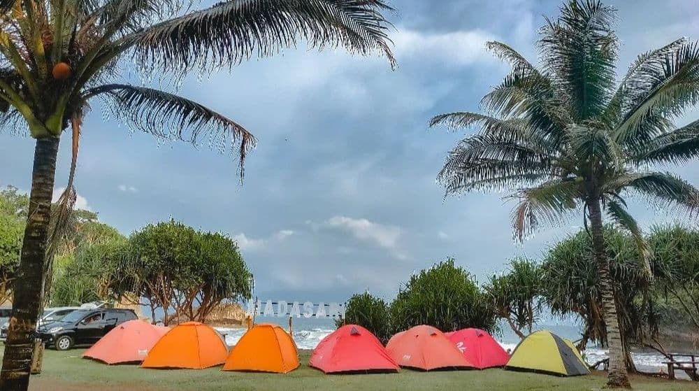 Pantai Madasari Camp gallery 2