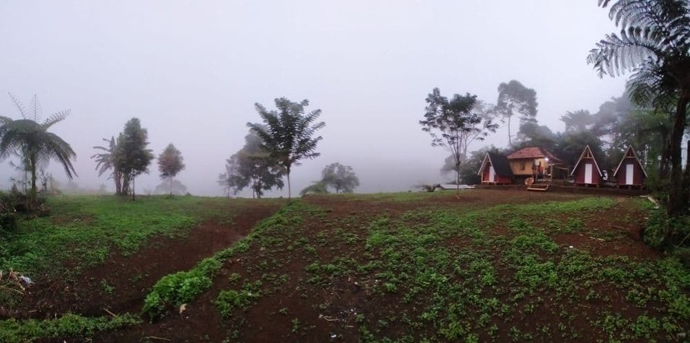 Camp Ground Gede Panenjoan Lembah Djati Halimun gallery 2