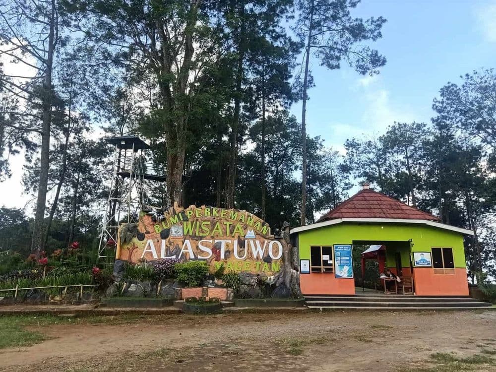 Wana Wisata Bumi Perkemahan Alastuwo gallery 2